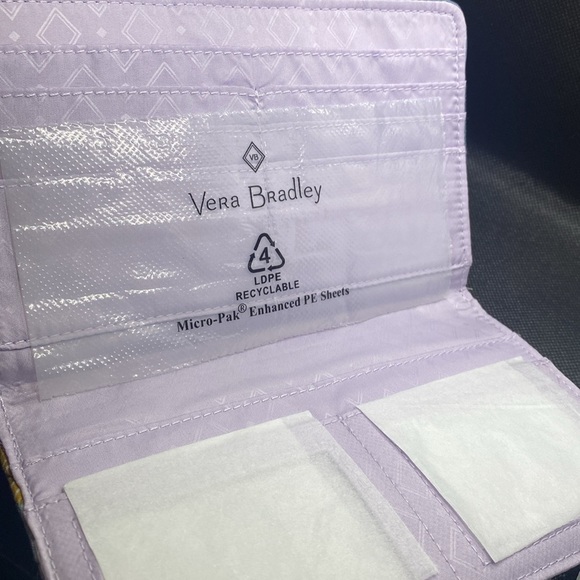 🌸VERA BRADLEY🌸Palm Floral RFID Turnlock Wallet in Cotton/NWT - Picture 7 of 8